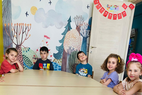 4 yaş grubu çocuklara özgüven kazandıran, dil gelişimlerini ve sosyal etkileşimlerini artıran oyun ve etkinliklerle dolu eğlenceli bir program sunuyoruz.